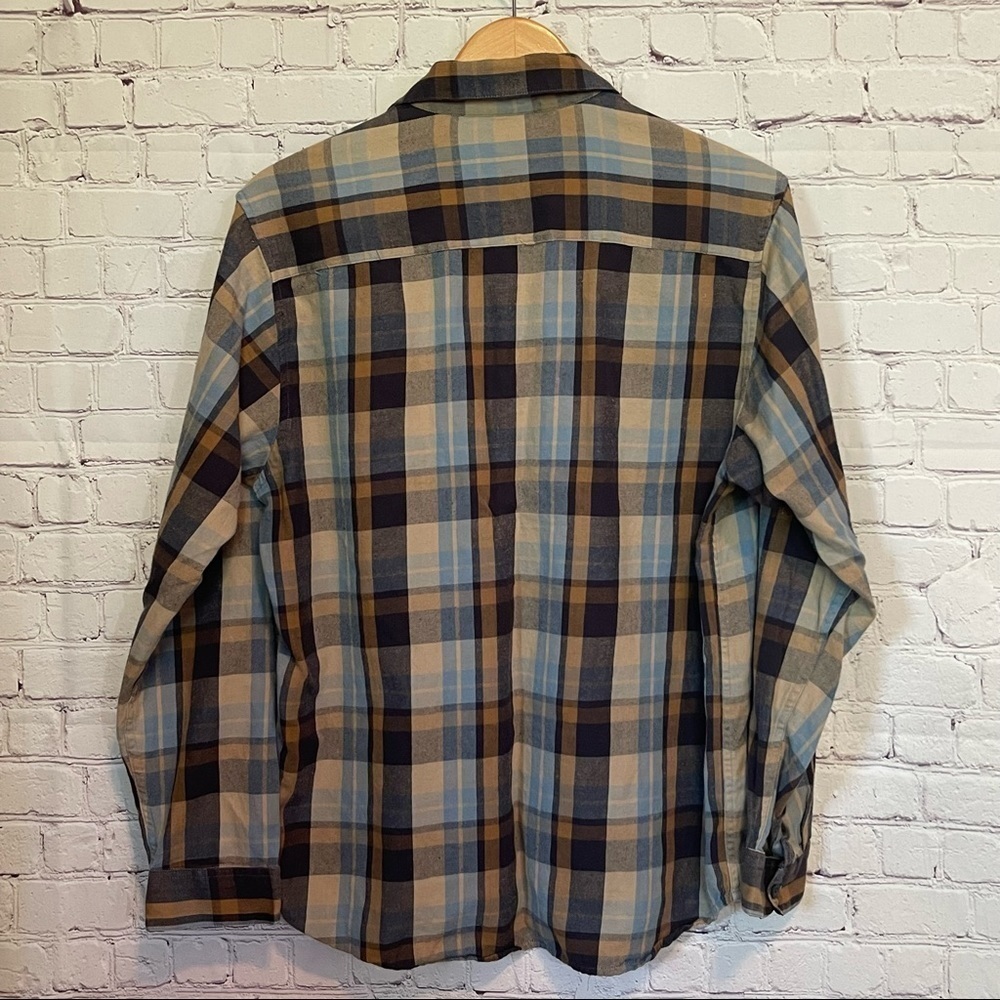 Quicksilver Plaid Button Down Long Sleeve Shirt size Small - Picture 2 of 7